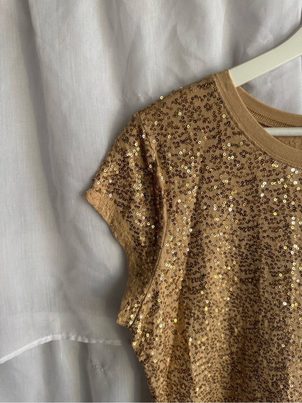 Eighty Sixty Sequin Top - Picture 2 of 3